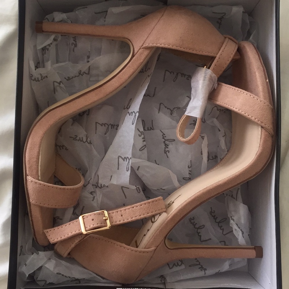 BRAND NEW LULUS